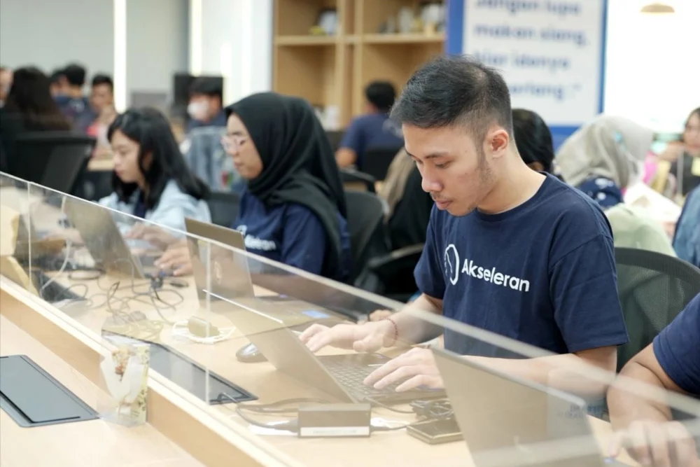 Gagal Bayar Massal, Akseleran Bekukan Pendanaan Sejak Februari 2025! Rasio Kredit Macet Tembus 57,6%