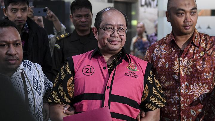 Sidang Perdana Isa Rachmatarwata Skandal Korupsi Jiwasraya Rp16,8 Triliun Mengguncang Negeri