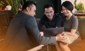 Premi Asuransi Jiwa Melemah, Rendahnya Kesadaran Nasabah Jadi Masalah Utama