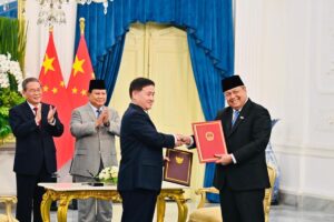 RI-China Perkuat Kerja Sama Keuangan: LCT Melonjak, QRIS Antarnegara Siap Revolusi Transaksi