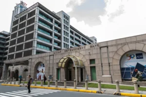 ADB Beri Pinjaman ke Indonesia Rp 8,27 Triliun: Dorongan Besar untuk Pertumbuhan Ekonomi Hijau