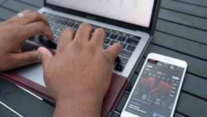 BEI Gembok Saham POLA Usai Melonjak 98%, Ini Penyebabnya