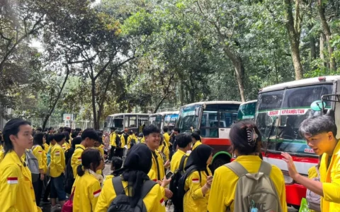 BEM UI Gelar Aksi di Bundaran HI, Ajukan Delapan Tuntutan ke Pemerintah