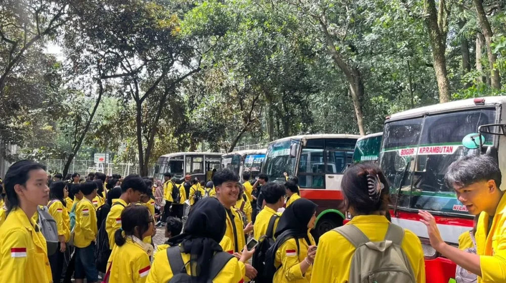 Demo Mahasiswa UI Menuju Bundaran HI, Usung 8 Tuntutan dan Soroti Yonif-TP